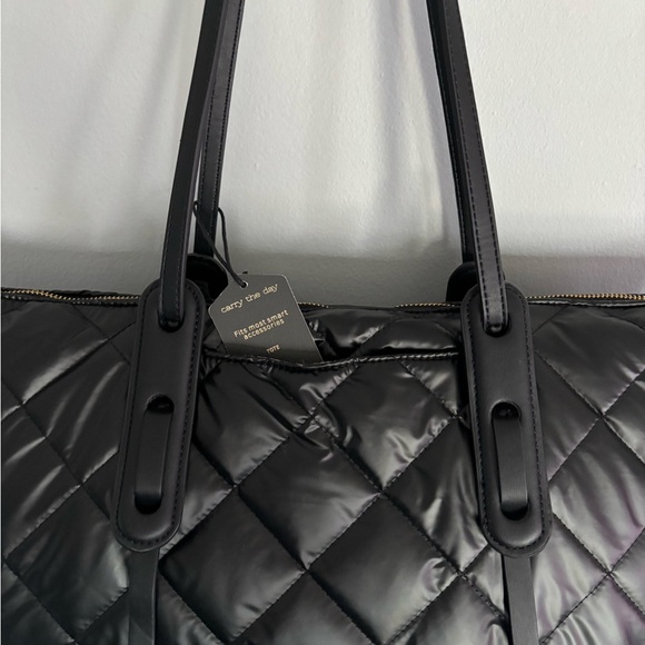 Tutilo Quilted Tote Bag/ Black/ Large - Picture 6 of 9